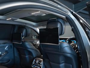 Mercedes-Benz S-Class S560 L - Image 14