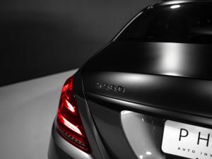 Mercedes-Benz S-Class S560 L - Image 25