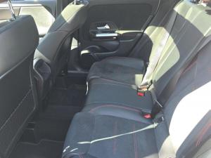 Mercedes-Benz GLA GLA200d Progressive - Image 9