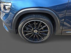 Mercedes-Benz GLB GLB220d 4Matic AMG Line - Image 5