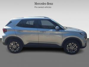 Hyundai Venue 1.0T Fluid auto - Image 10