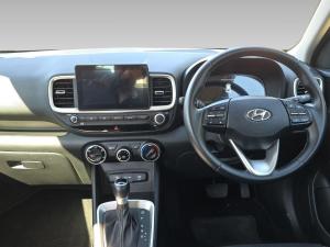 Hyundai Venue 1.0T Fluid auto - Image 6
