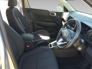 Hyundai Venue 1.0T Fluid auto - Image 7