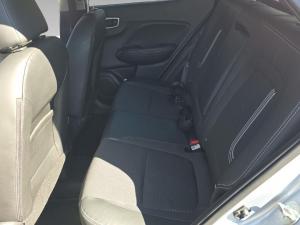 Hyundai Venue 1.0T Fluid auto - Image 8