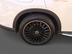 Mercedes-Benz GLC GLC300d 4Matic Avantgarde - Image 5