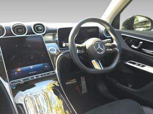 Mercedes-Benz GLC GLC300d 4Matic Avantgarde - Image 6