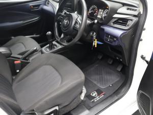 Toyota Starlet 1.5 Xi - Image 9