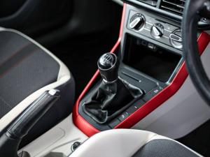 Volkswagen Polo hatch 1.0TSI Comfortline - Image 16