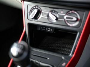 Volkswagen Polo hatch 1.0TSI Comfortline - Image 17