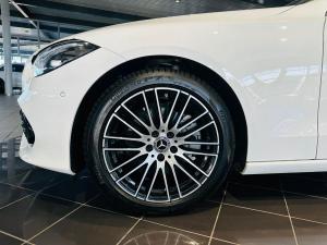 Mercedes-Benz C-Class C220d Avantgarde - Image 6