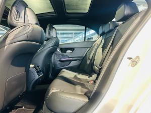 Mercedes-Benz C-Class C220d Avantgarde - Image 9