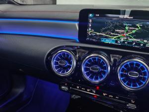 Mercedes-Benz CLA CLA220d Progressive - Image 9