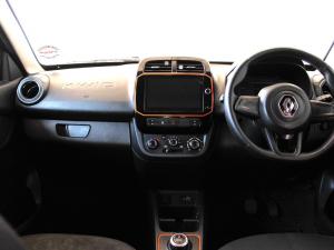 Renault Kwid 1.0 Climber auto - Image 15