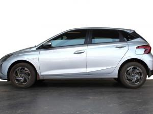 Hyundai i20 1.2 Premium - Image 5