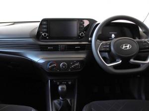 Hyundai i20 1.2 Premium - Image 8