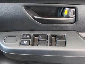 Suzuki Ertiga 1.5 GA - Image 13