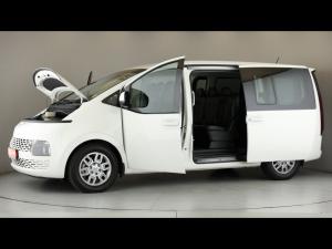 Hyundai Staria 2.2D Executive 9-seater - Image 12