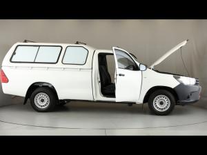Toyota Hilux 2.0 single cab S (aircon) - Image 15