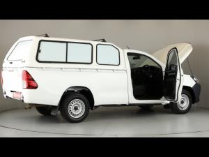 Toyota Hilux 2.0 single cab S (aircon) - Image 16