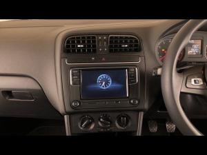 Volkswagen Polo Vivo hatch 1.4 Comfortline - Image 24