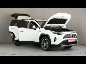Toyota RAV4 2.5 Hybrid VX E-Four - Image 14