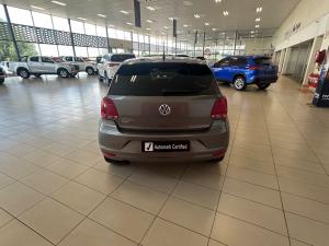Volkswagen Polo Vivo hatch 1.6 Comfortline auto - Image 9