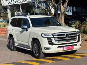 Toyota Land Cruiser 300 3.5T ZX - Image 1