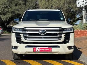 Toyota Land Cruiser 300 3.5T ZX - Image 4