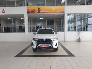 Toyota Hilux 2.8GD-6 double cab Raider auto - Image 4