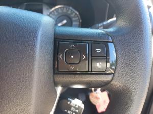 Toyota Hilux 2.4GD-6 single cab Raider manual - Image 10