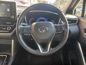 Toyota Corolla Cross 1.8 XR - Image 12