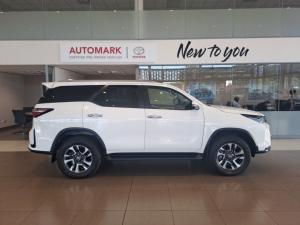 Toyota Fortuner 2.4GD-6 Raised Body automatic - Image 3