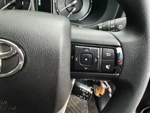 Toyota Hilux 2.4 GD-6 RB Raider automaticE/CAB - Image 11