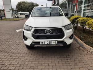 Toyota Hilux 2.4 GD-6 RB Raider automaticE/CAB - Image 3