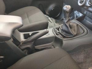Toyota Hilux 2.4 GD-6 RB RaiderS/C - Image 12