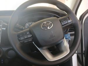 Toyota Hilux 2.4 GD-6 RB RaiderS/C - Image 8