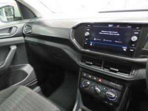 Volkswagen T-CROSS 1.0 TSI Comfortline DSG - Image 10
