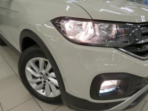 Volkswagen T-CROSS 1.0 TSI Comfortline DSG - Image 23