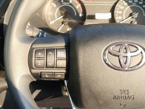 Toyota Hilux 2.4 GD-6 RB SRS/C - Image 9