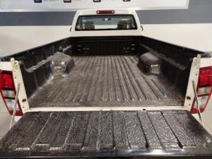 Isuzu D-Max Gen 6 250c single cab - Image 13