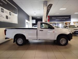 Isuzu D-Max Gen 6 250c single cab - Image 2