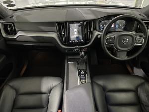 Volvo XC60 D4 AWD Momentum - Image 10