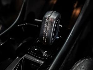 Volvo XC40 T5 AWD R-Design - Image 13