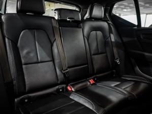 Volvo XC40 T5 AWD R-Design - Image 18