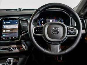 Volvo XC90 T8 Recharge AWD Ultra Dark - Image 17