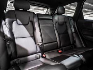 Volvo XC60 T6 AWD Inscription - Image 6