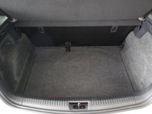 Volkswagen Polo Vivo hatch 1.4 Comfortline - Image 26