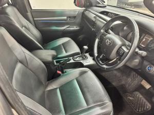 Toyota Hilux 2.8GD-6 double cab 4x4 Legend auto - Image 10