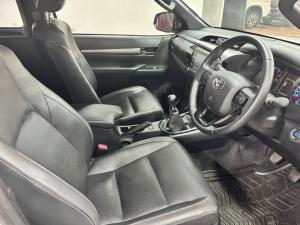 Toyota Hilux 2.8GD-6 Xtra cab 4x4 Legend manual - Image 6