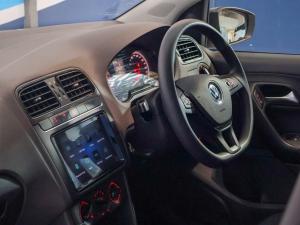 Volkswagen Polo Vivo hatch 1.4 - Image 22